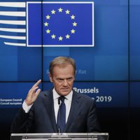 ES tuvojas kompromisam amatu sadalē, paziņo Tusks