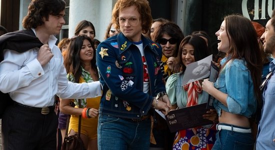 Eltons Džons nosoda filmas 'Rocketman' cenzēšanu Krievijā