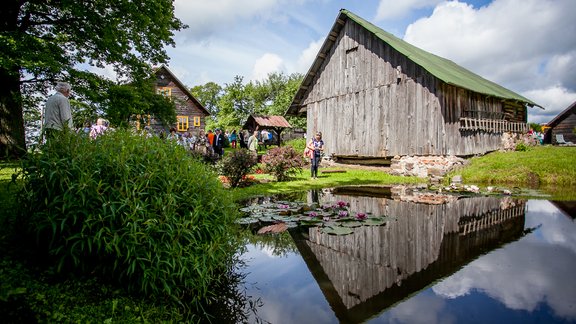 Alūksnes novada skaistākās sētas - 9