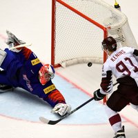 Latvijas hokeja izlase pret debitanti Koreju izcīna drošāko uzvaru kopš 2012. gada