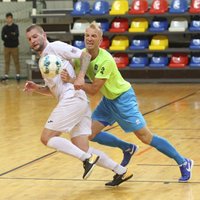 Latvijas telpu futbola virslīgas bronzu izcīna Jēkabpils 'Lūši/Ošukalns'