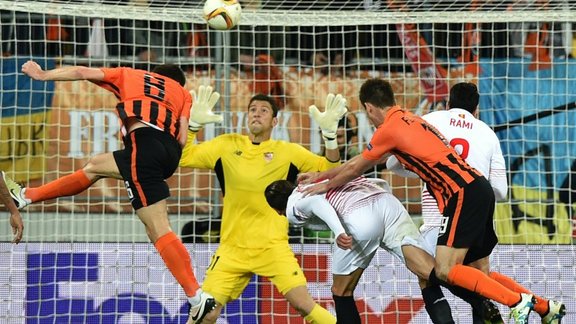 Shakhtar Donetsk s Taras Stepanenko scores to Sevilla