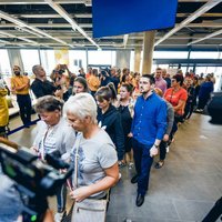 Магазин IKEA в Риге в первый день его работы посетили 20 тысяч человек