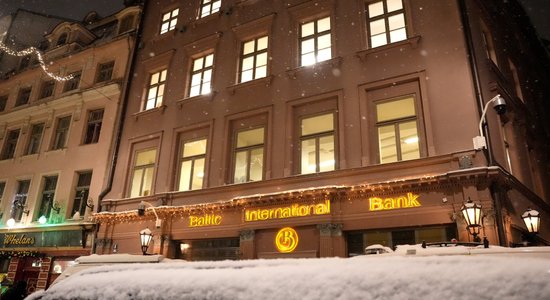 Tiesa noraida 'Baltic International Bank' pagaidu aizsardzības lūgumu par bankas darbības apturēšanu