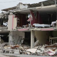 Количество жертв землетрясения в Эквадоре идет на сотни, в Японии — на десятки