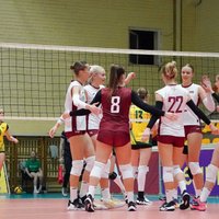 Latvijas U-17 meiteņu volejbola izlase nodrošina vietu Eiropas čempionāta kvalifikācijas otrajā kārtā