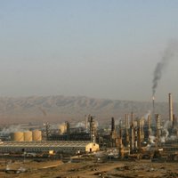 Irākas nemiernieki iebrukuši valsts lielākajā naftas pārstrādes rūpnīcā