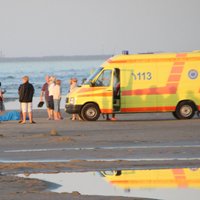 В Дубулты утонула женщина - спасатели так и не пришли на помощь