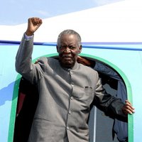 Londonā miris Zambijas prezidents Maikls Sata – 'Karalis Kobra'