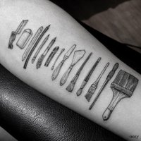 Foto: Ādā iegravēta kaislība - tetovējumi, kas attēlo to īpašnieku profesijas