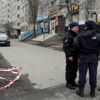 Sanktpēterburgā dzīvojamā mājā neitralizēta bumba