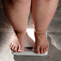 Cilvēki ar lieko svaru biežāk izmanto atvaļinājumu slimības dēļ