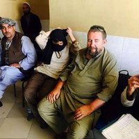 Afganistānā grupējums 'Taliban' uzbrūk tūristu transportam