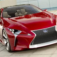 'Lexus' publicē hibrīda kupejas oficiālos attēlus