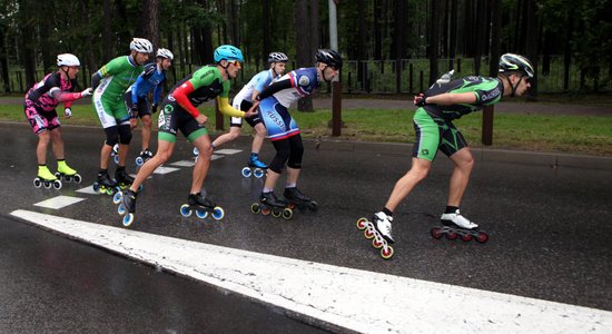 Par Latvijas skrituļslidošanas čempionu kļūst Reinis Znotiņš