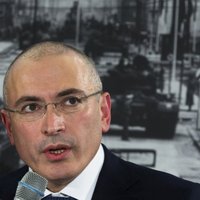 Hodorkovskis nosaucis Kadirovu par Putina 'dēlu'