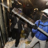 Оппозиция захватила здание Минюста Украины