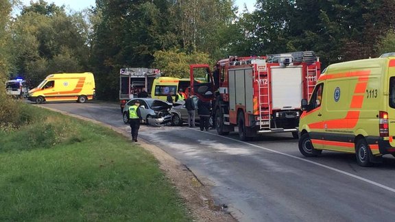 Automašīnu sadursme autoceļa posmā Tukums - Milzkalne - 3