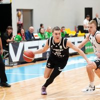 'VEF Rīga' un 'Ventspils' izcīna uzvaras apvienotā čempionāta mačos