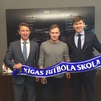 Futbola virslīgas jaunpienācēji RFS paraksta līgumu ar Alekseju Višņakovu