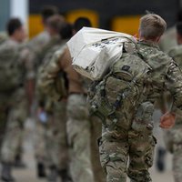 Tūkstošiem britu karavīru piedalīsies militārajās mācībās Austrumeiropā