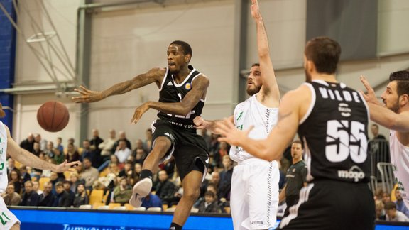 Basketbols, VTB līga: VEF Rīga - Unics - 52