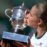 Ostapenko noilgojusies pēc turnīriem un atsākusi tenisa treniņus