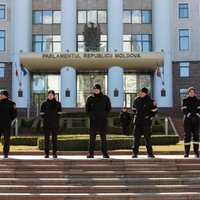 Tūlītēju militāru draudu Moldovai nav, norāda aizsardzības ministrs