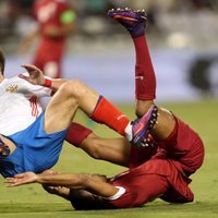 ВИДЕО: В матче с четырьмя пенальти сборная России уступила Катару