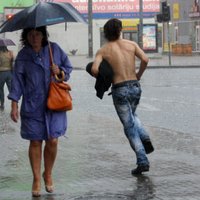 Tuvākajās divās nedēļās lietus Latvijā gaidāms katru dienu