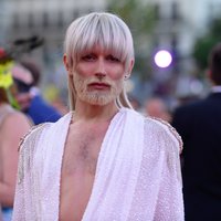 ФОТО: Кончита Вурст радикально сменила стиль и стала блондинкой