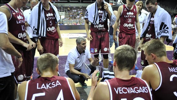 Latvijas basketbola izlase pārbaudes spēlē apspēlē Slovēniju - 3