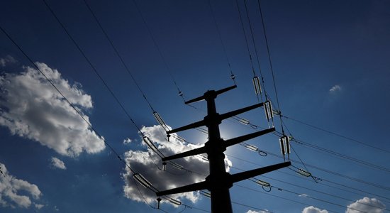 Patēriņa pieauguma dēļ elektroenerģijas cena Latvijā pieaugusi par 3%