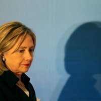 Hilarijai Klintonei ir trombs smadzeņu tuvumā
