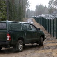Latvijas plāns uz robežas būvēt žogu ir normāla prakse, ziņo Baltkrievija