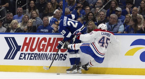 Girgensonam un "Lightning" zaudējums pret "Canadiens" hokejistiem