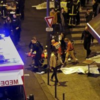 Nepieredzēta mēroga teroraktos Parīzē vismaz 127 nogalinātie