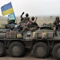 Ukrainas armija turpina savilkt loku ap Doņecku