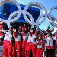 Bez Krievijas karoga un NHL hokejistiem, bet ar 'apvienotu' Koreju – Phjončhanā atklāj olimpiskās spēles