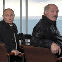 Лукашенко предложил НАТО посмотреть за военными учениями Беларуси и России