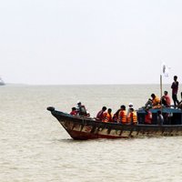 Bangladešā prāmja avārijā 41 bojāgājušais