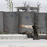 Kaujinieki Pakistānā atbrīvo gandrīz 400 cietumniekus
