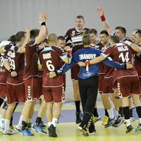 Latvijas handbolisti ar sensacionālu uzvaru viesos sāk PK kvalifikāciju