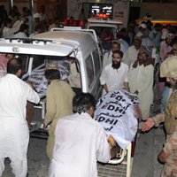 Sprādzienā Pakistānā nogalināti vismaz 128 cilvēki