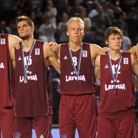 Fotoreportāža: basketbolistu sudraba prieks Tallinas arēnā
