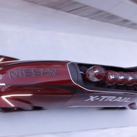 Video: 'Nissan' izgatavojis pasaulē pirmās septiņvietīgās bobsleja kamanas