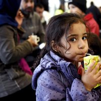 Bēgļiem turpmāk izmaksās 139 eiro lielu pabalstu