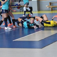 Sieviešu handbola virslīgā 'Stopiņu' un 'Latgols' komandām pa divām uzvarām