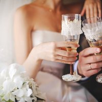 Provizoriski laulības reģistrēšana pie notāra varētu izmaksāt 75-100 eiro