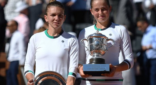 Остапенко выиграла номинацию WTA "Прорыв месяца", Халеп — лучшая теннисистка мая